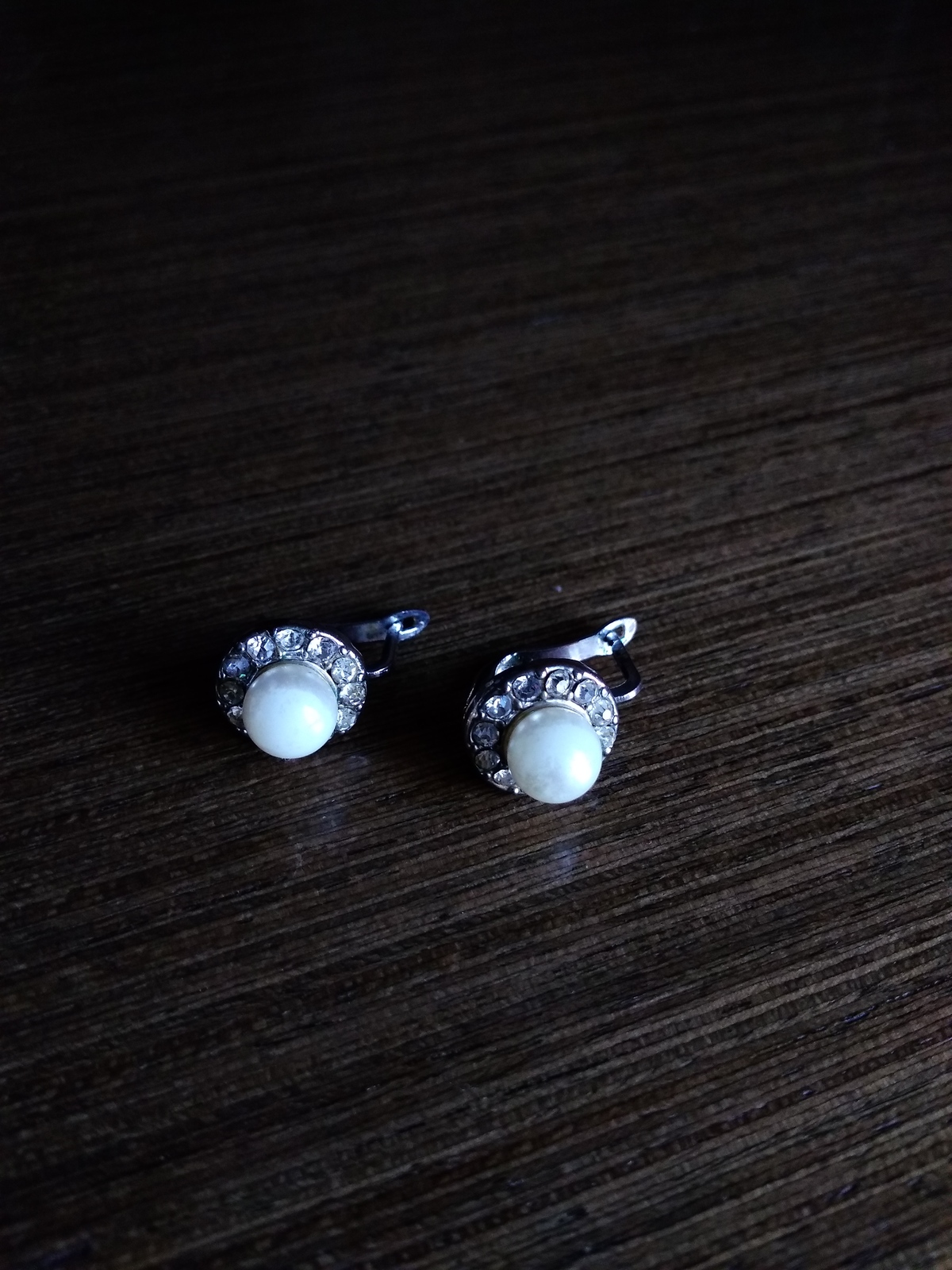 Серьги с жемчугом и стразами - Изображение #1, Объявление #1714048