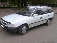 Продам Опель Астра, универсал, белый, 1994 г.в.,  1400 см3, бензин. - Изображение #1, Объявление #77479