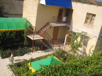 Отдых в Крыму!! Частный пансионат, недорого 8-10 долл.  - Изображение #2, Объявление #241225