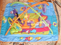 Развивающий музыкальный коврик TINY LOVE GYMINI R Kick & Play TM - Изображение #2, Объявление #1617379