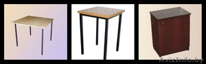 Стол обеденный,  табуретки,  тумбы прикроватные