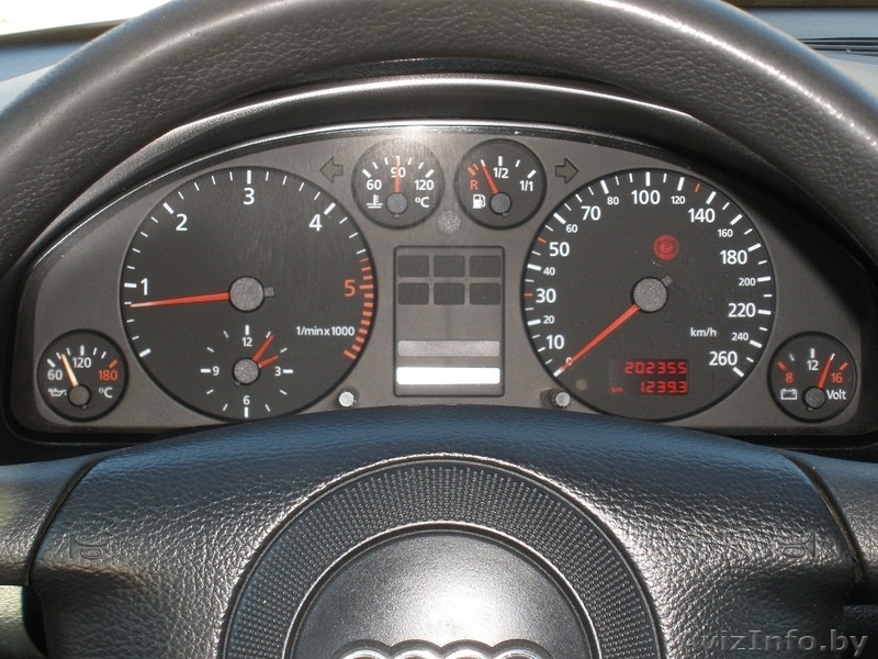 АУДИ А6(С5)1998 г.в.2.5TDI,сер.мет. - Изображение #2, Объявление #89990