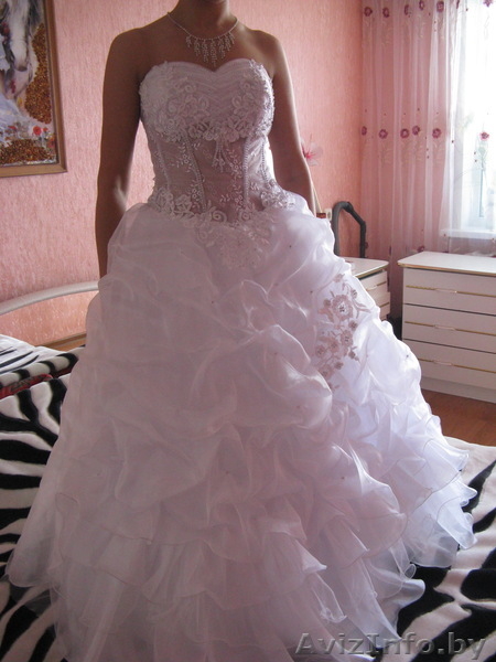 сдам напрокат свадебное платье - Изображение #1, Объявление #261795